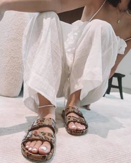 Julia Barretto feet photo 11