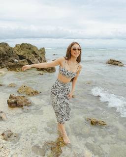 Julia Barretto feet photo 17