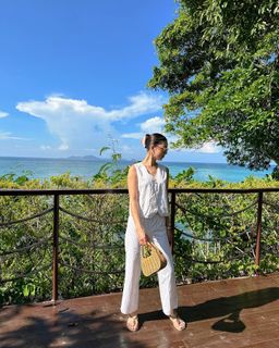 Julia Barretto feet photo 20