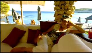 Julia Bradbury feet photo 15