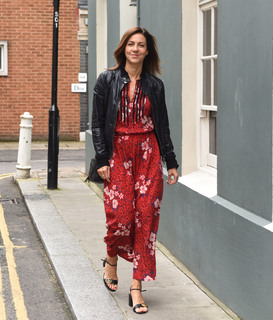 Julia Bradbury feet photo 20