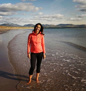 Julia Bradbury feet photo 5