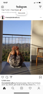 Julia Bradbury feet photo 15
