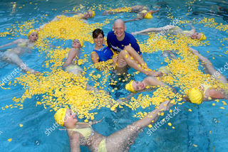 Julia Bradbury feet photo 2