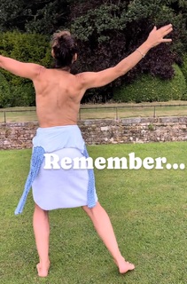 Julia Bradbury feet photo 10