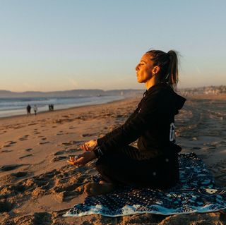 Julia Budd feet photo 18