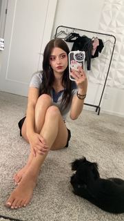 Julia Burch feet photo 9