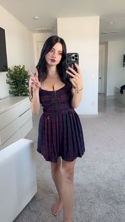 Julia Burch feet photo 18