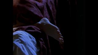 Julia Campbell feet photo 1