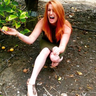 Julia Cearley feet photo 1