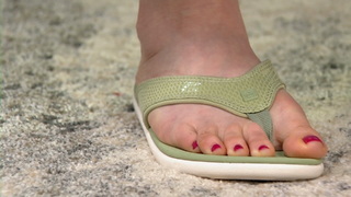 Julia Cearley feet photo 3