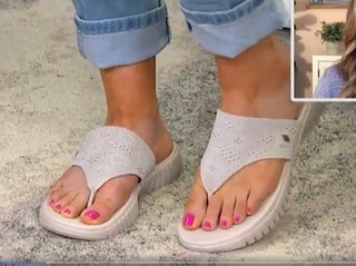Julia Cearley feet photo 18