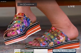 Julia Cearley feet photo 10
