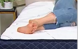 Julia Cearley feet photo 19
