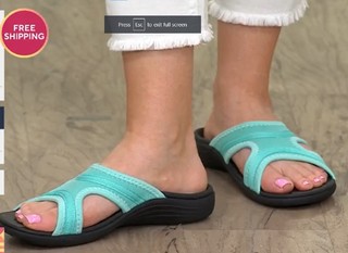 Julia Cearley feet photo 10