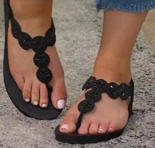 Julia Cearley feet photo 5