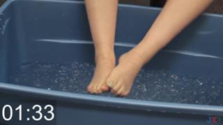 Julia Chow feet photo 15