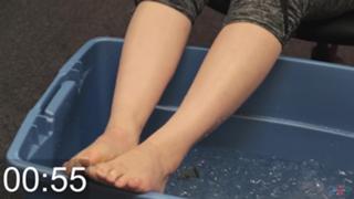 Julia Chow feet photo 7
