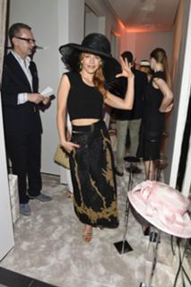 Julia Dietze feet photo thumbnail