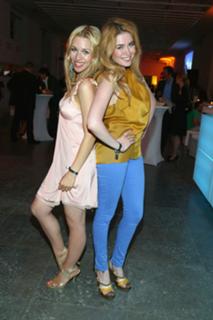 Julia Dietze feet photo thumbnail