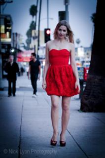 Julia Dietze feet photo thumbnail