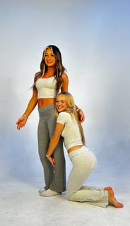 Julia Filippo feet photo thumbnail