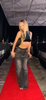 Julia Filippo feet photo thumbnail