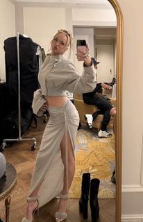 Julia Filippo feet photo thumbnail