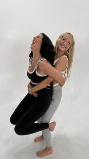 Julia Filippo feet photo thumbnail