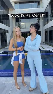 Julia Filippo feet photo thumbnail