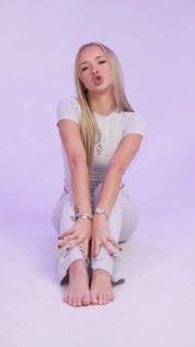 Julia Filippo feet photo 17