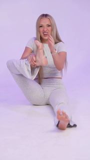 Julia Filippo feet photo 13