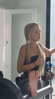 Julia Filippo feet photo 10