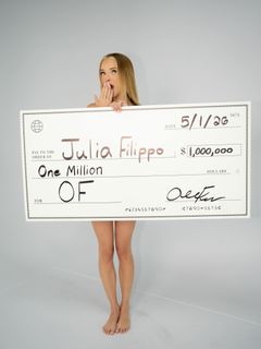 Julia Filippo feet photo 3
