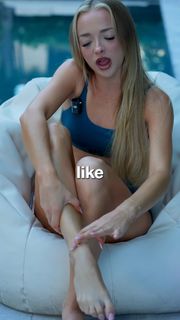 Julia Filippo feet photo 1