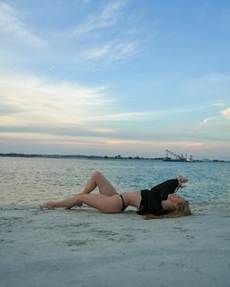 Julia Filippo feet photo 10