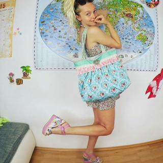Julia Fljat feet photo 4