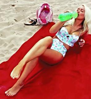 Julia Fljat feet photo 3