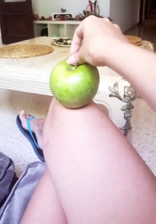 Julia Fljat feet photo 5