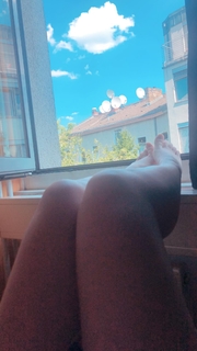 Julia Fljat feet photo 2