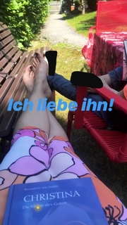 Julia Fljat feet photo 6