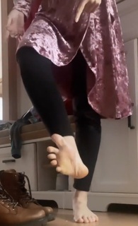 Julia Fljat feet photo 14