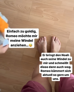 Julia Fljat feet photo 5