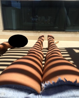 Julia Foti feet photo 10