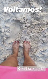 Julia Foti feet photo 9