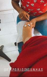 Julia Foti feet photo 1