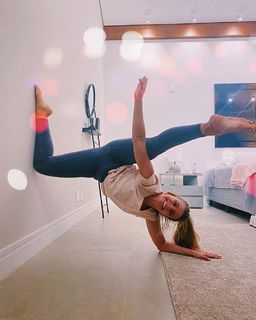Julia Foti feet photo 2