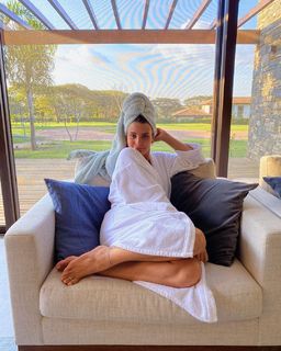 Julia Foti feet photo 7