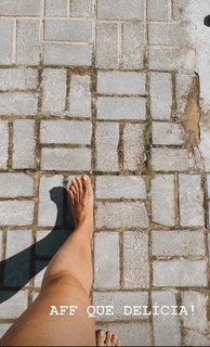 Julia Foti feet photo 6
