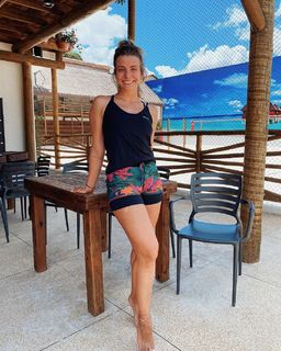 Julia Foti feet photo 5